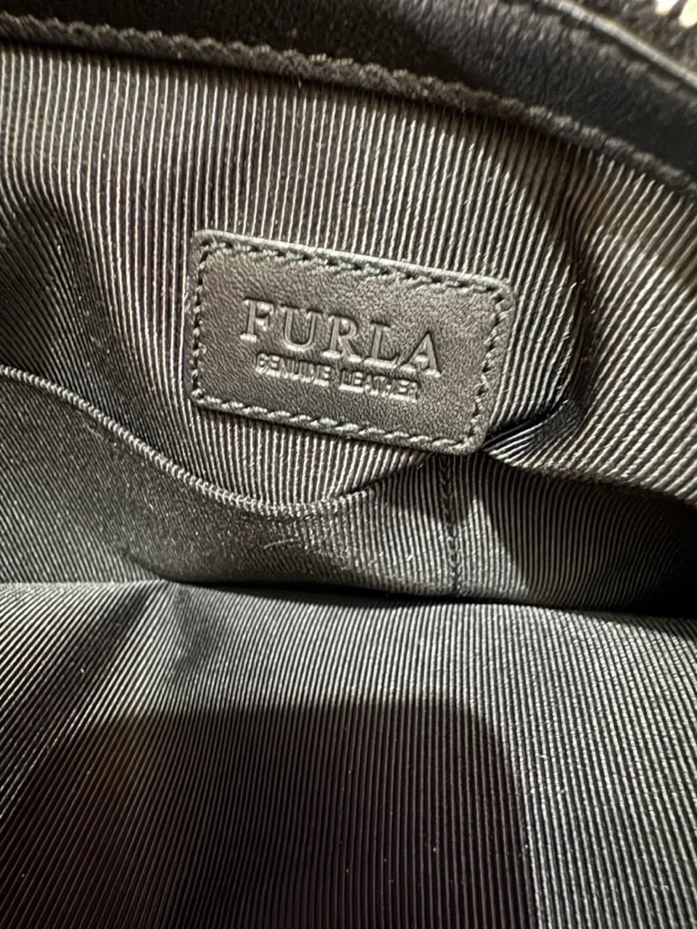 FURLA Musa BiColor Patent & Saffiano Leather Tote Bag. Rare. Limited Edition. - Picture 13 of 16